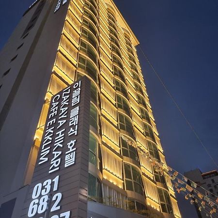 Ekklim Classic Hotel Pyeongtaek Bagian luar foto